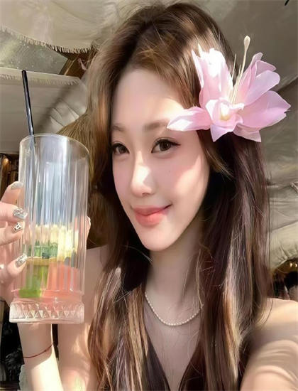 爱豆在线观看免费高清电视剧全集_万物理论免费观看完整_国产经典喜剧电影